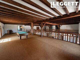  Maison à vendre 14 pièces 744 m²