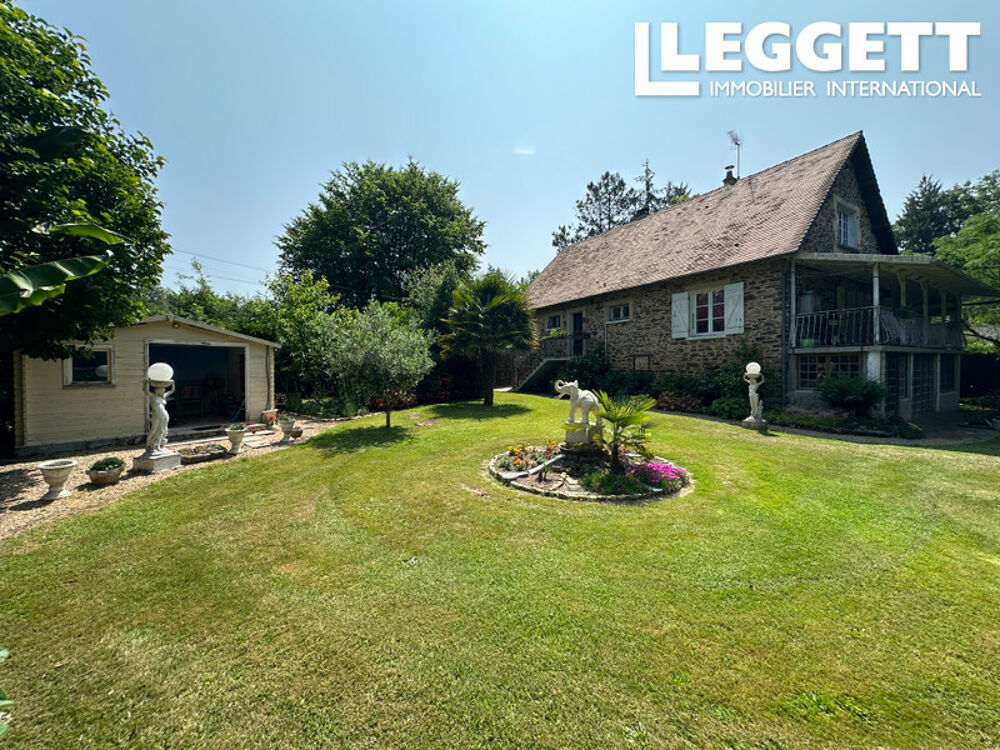 Vente Maison Cadre exceptionnelle pour cette ancien moulin rénové avec son étang et rivière, en zone non et terrain 1/2 ha. Sarlande