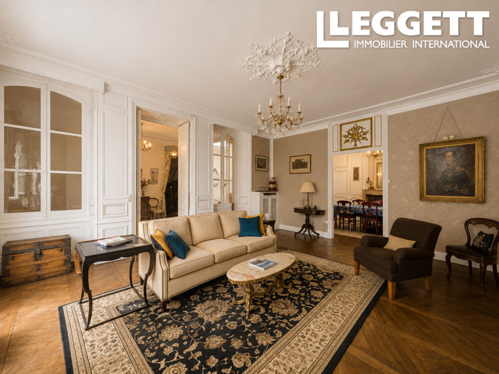 Vente Maison Maison de Maître historique avec annexe, jardin, piscine et garage au c?ur de Saint-Maixent-l'École Saint-maixent-l'École