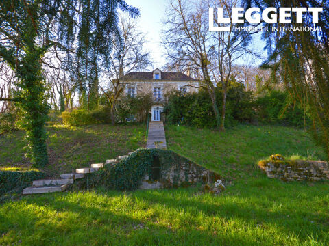   Tr�s jolie maison de village en pierre dans une position �lev�e avec vue sur la vall�e Maison - 5 pi�ce(s) - 134 m�