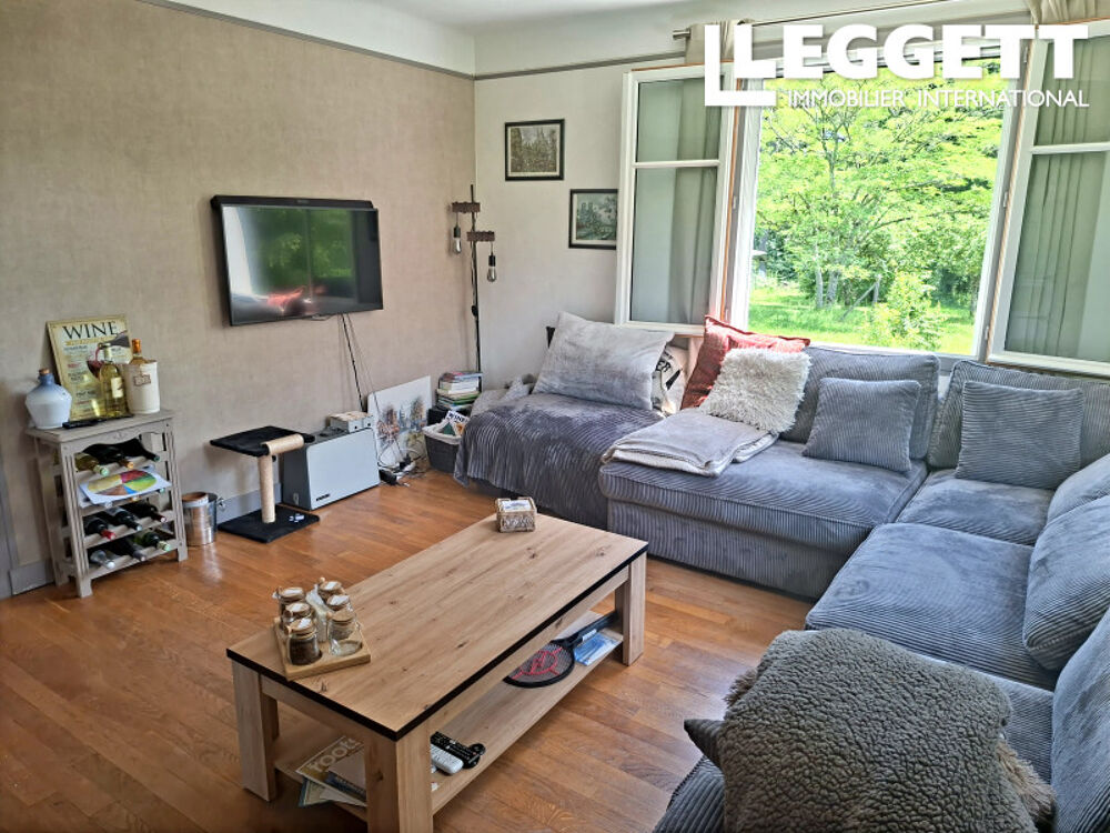 Maison familiale de 3 chambres, prête à emménager, avec piscine chauffée