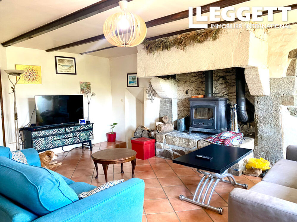 Vente Maison Belle longère en campagne à fort potentiel commercial, 8 minutes de Villedieu. Montaigu-les-bois