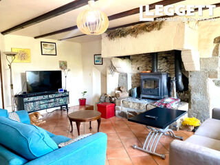  Maison à vendre 15 + pièces 330 m²