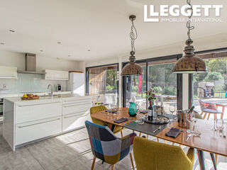  Maison  vendre 10 pices 205 m