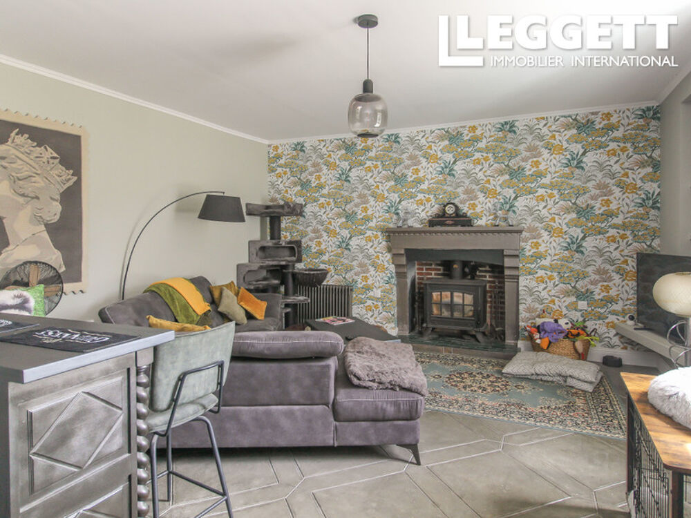 Vente Maison Belle maison de caractère, magnifiquement présentée, implantée sur un terrain d'environ 4 000 m² avec piscine La ferriÈre-en-parthenay
