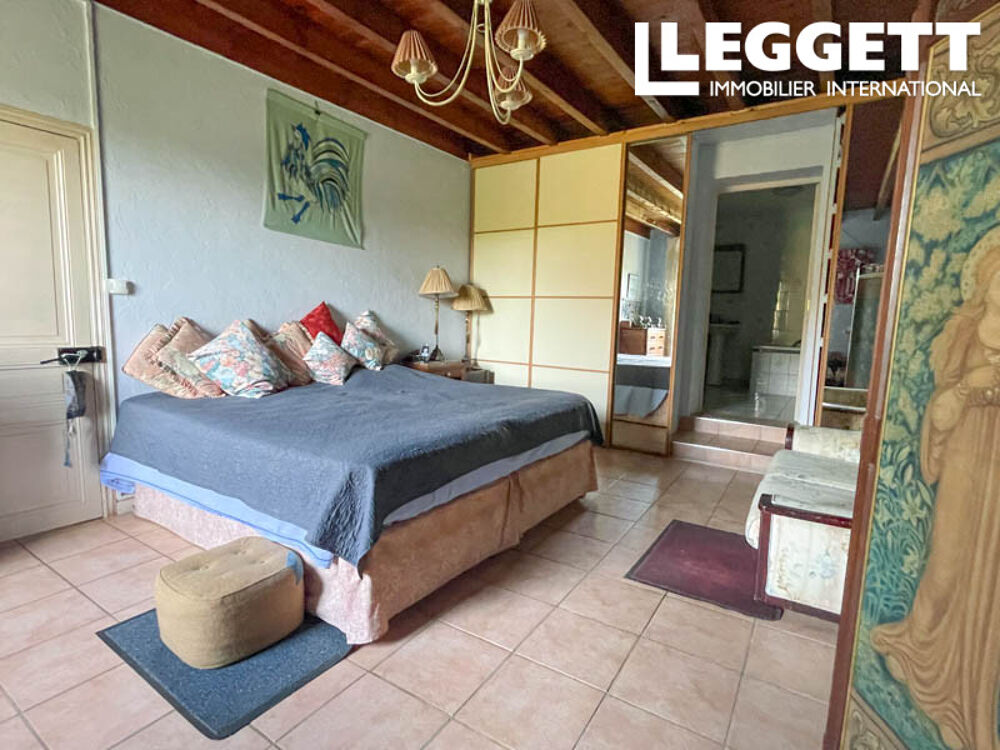 Vente Maison Grande maison en pierres avec dépendances LorignÉ
