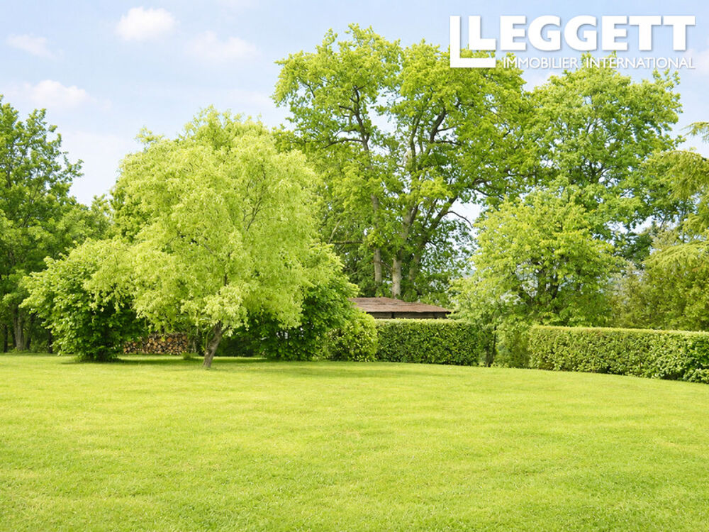 Vente Maison A quelques minutes de Marmande, agréable maison en pierre sur plus de 7ha de bois avec petit lac privé Virazeil