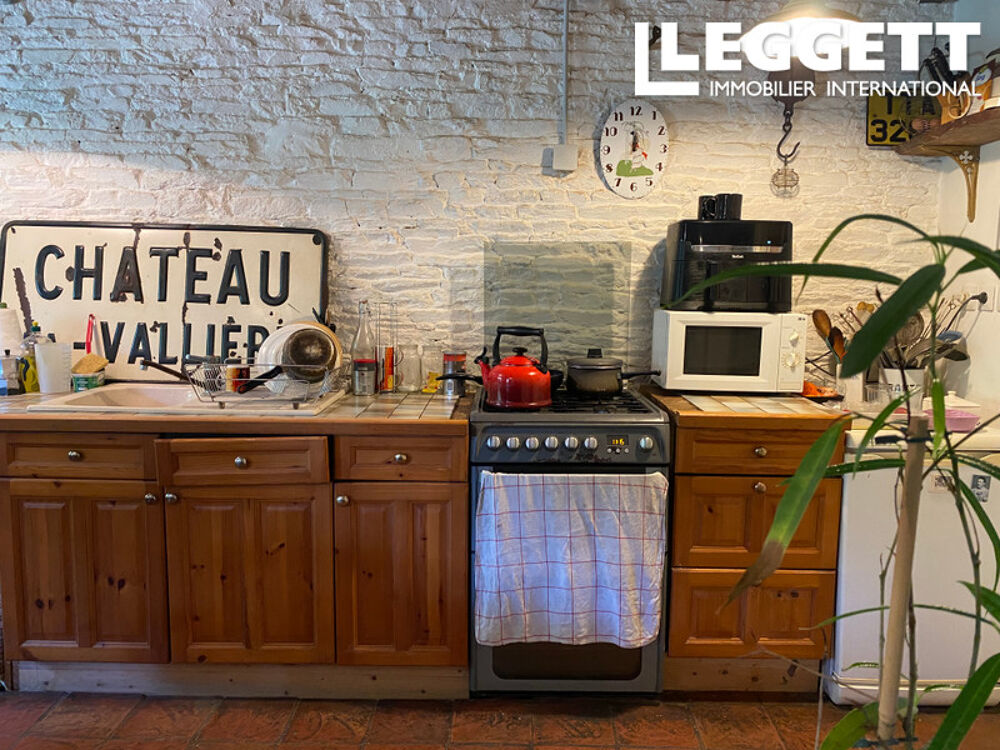 Vente Maison Jolie longère en pierres avec une dépendance près de St Hilaire du Harcouet (sud-Manche) Saint-hilaire-du-harcouËt