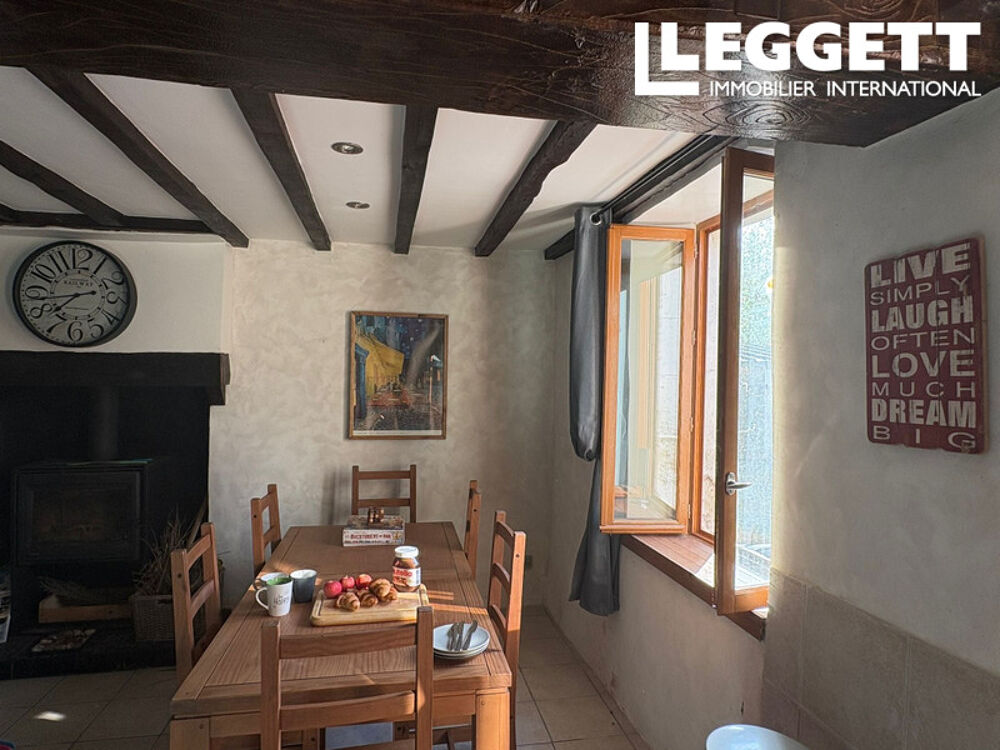 Vente Maison Maison individuelle de 3 chambres située dans un hameau, avec bâtiments indépendants et grand jardin. Magnac-laval