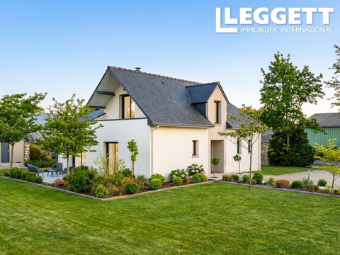   Ancienne ferme avec une propri�t� moderne de 4 chambres, un lac, des d�pendances et environ 47 hectares de ter Maison - 7 pi�ce(s) - 173 m�