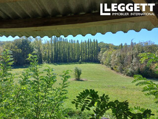  Remise / Grange � vendre 23570 m� Villeneuve-sur-lot