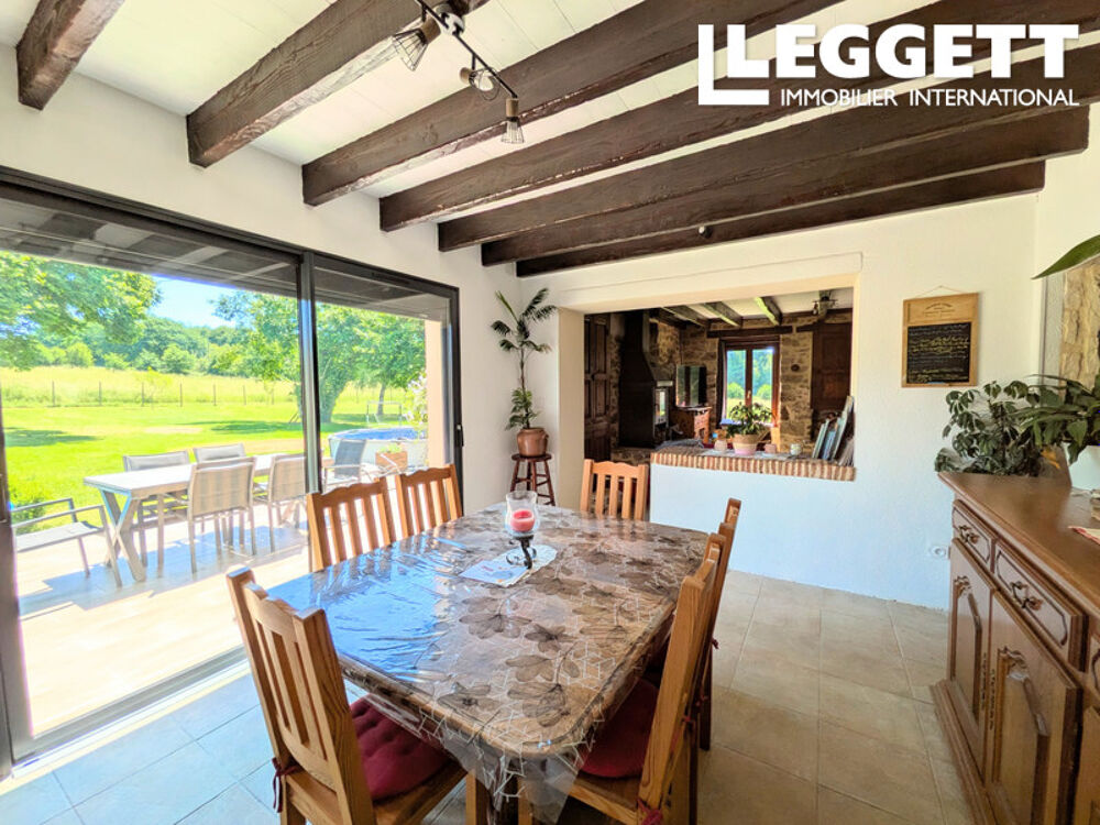 Vente Maison Maison de campagne isolée avec 3 chambres, grange, panneaux solaires et vue dégagée près de Meuzac Meuzac