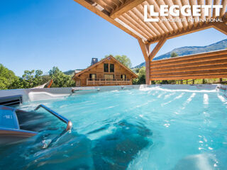  Maison � vendre 10 pi�ces 380 m�