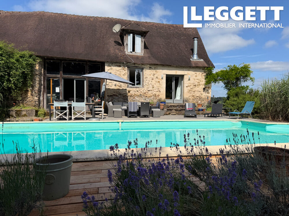 Vente Maison Charmante maison familiale 5 ch./3 sdb, hameau paisible, piscine 10x5m et vues panoramiques. Jumilhac-le-grand