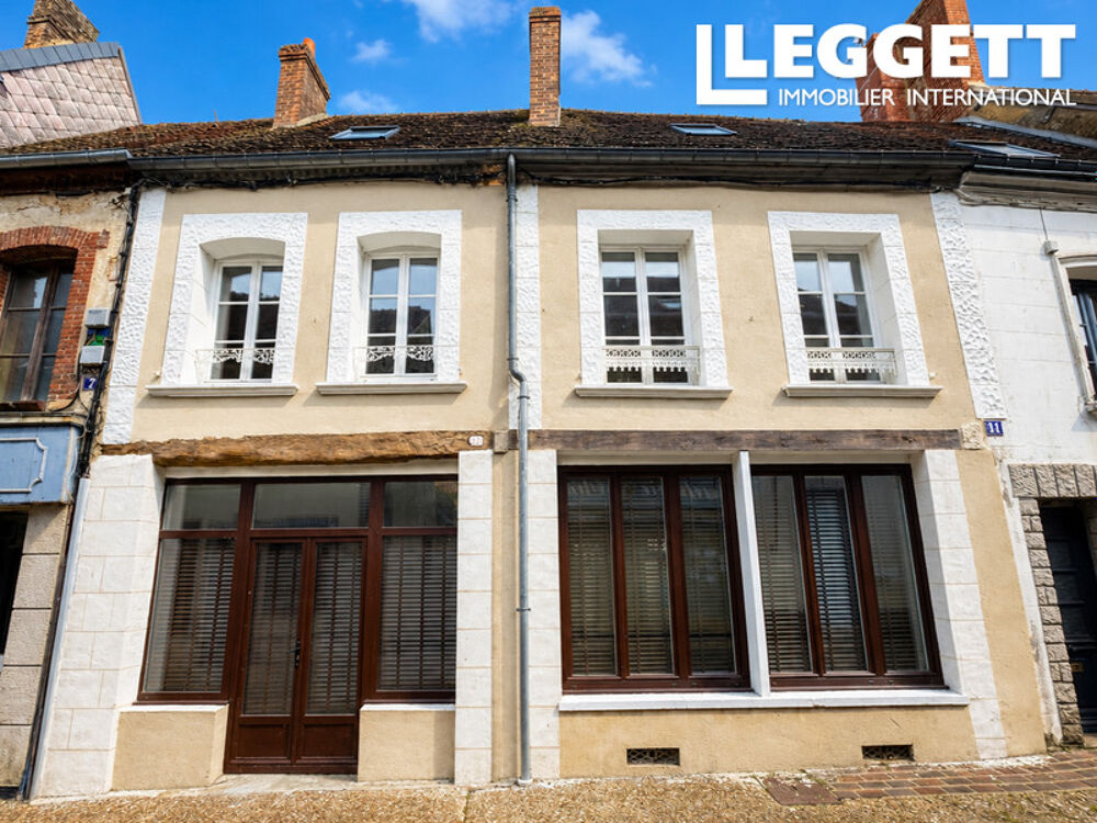Maison 8 pièces 152 m² · à Longny les Villages · 152 m² · 194 400 €