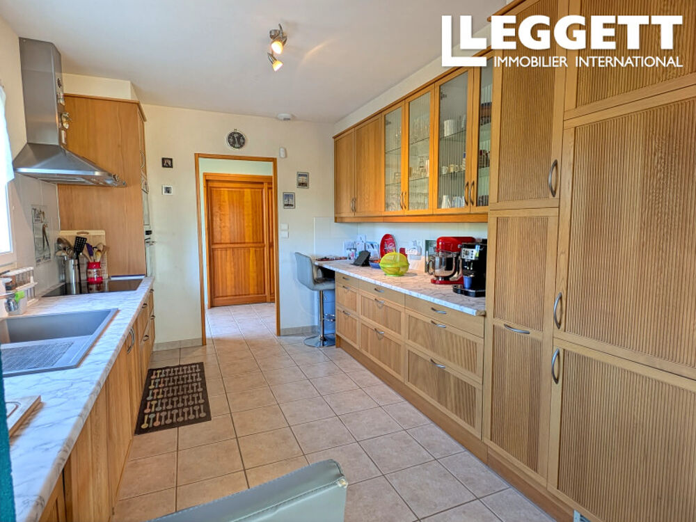 Vente Maison Maison contemporaine avec piscine, garage, de belles vues sur un jardin clos ? 15 min de Jonzac Saint-maigrin