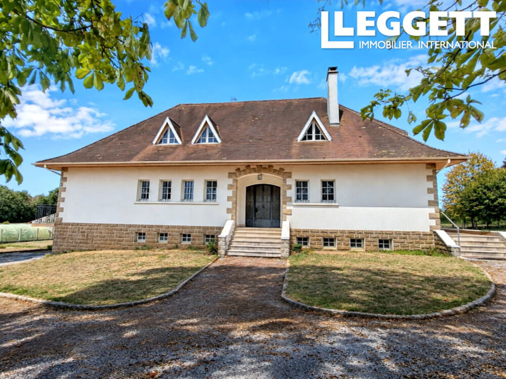 Vente Maison Spacieuse maison de 7 chambres avec appartement indépendant, dépendances et terrain de 5 363 m² Saint-just-le-martel