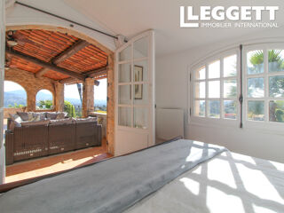  Maison � vendre 12 pi�ces 296 m�