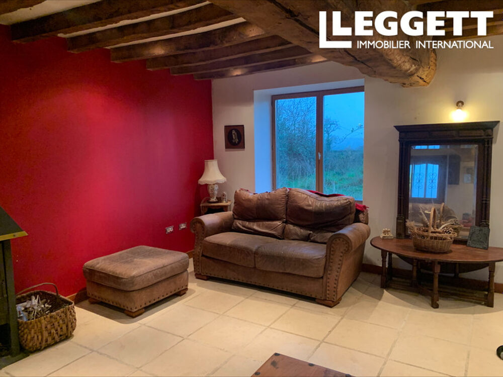Vente Maison Maison jumelée de 3 chambres comprenant salon/salle à manger, cuisine et salle de bain dans un hameau rural Lussac-les-Églises
