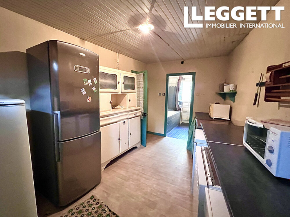 Vente Maison Grande propriété de village de 8 chambres avec potentiel de chambres d?hôtes ? Sud Cantal Saint-santin-de-maurs