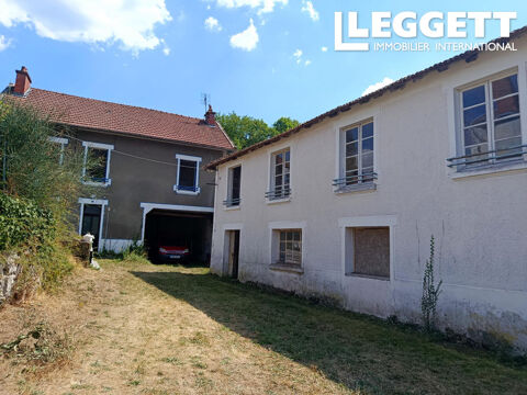   Ancien moulin proposant une maison et un grand ensemble de granges et d'ateliers. Proche d'un lac de pêche. Maison - 6 pièce(s) - 80 m²