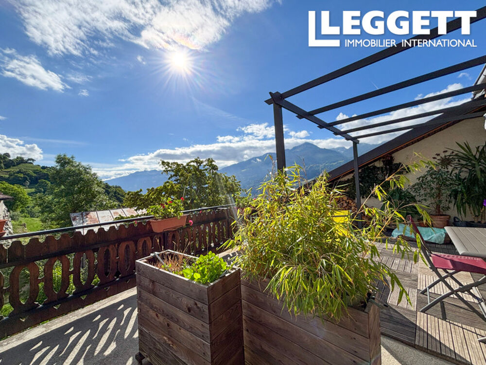 Vente Maison Maison avec trois chambres, 135m² à vendre à Tessens, 10 minutes du centre d'Aime la Plagne. Aime-la-plagne