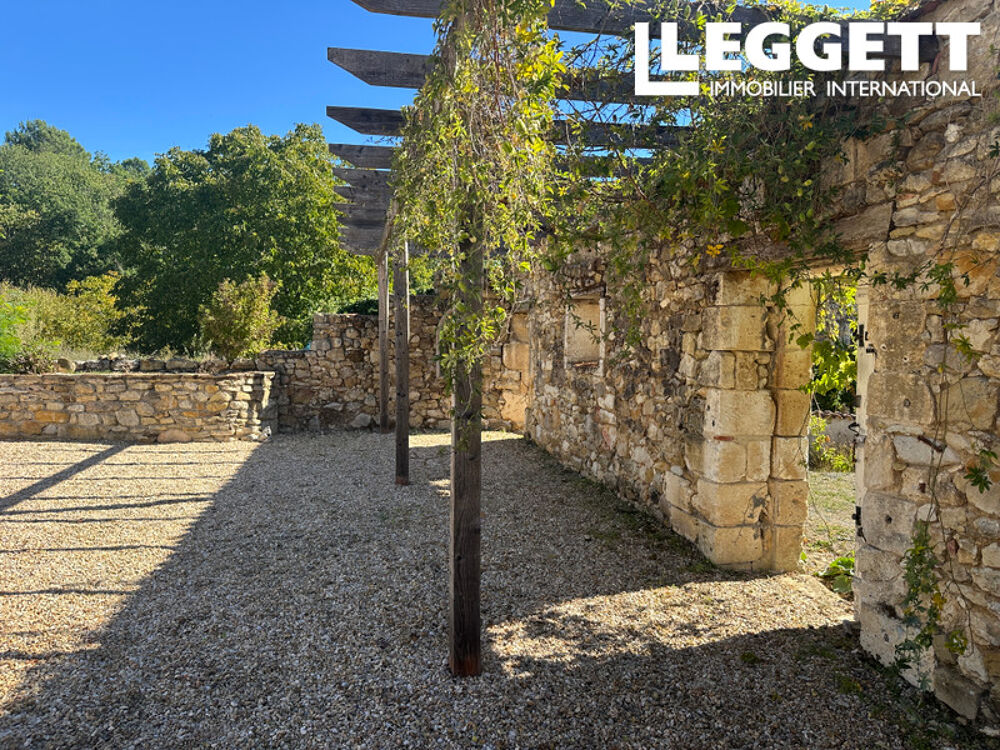Deux maisons indépendantes avec garage, jardin et vues dégagées, proche de Brantôme