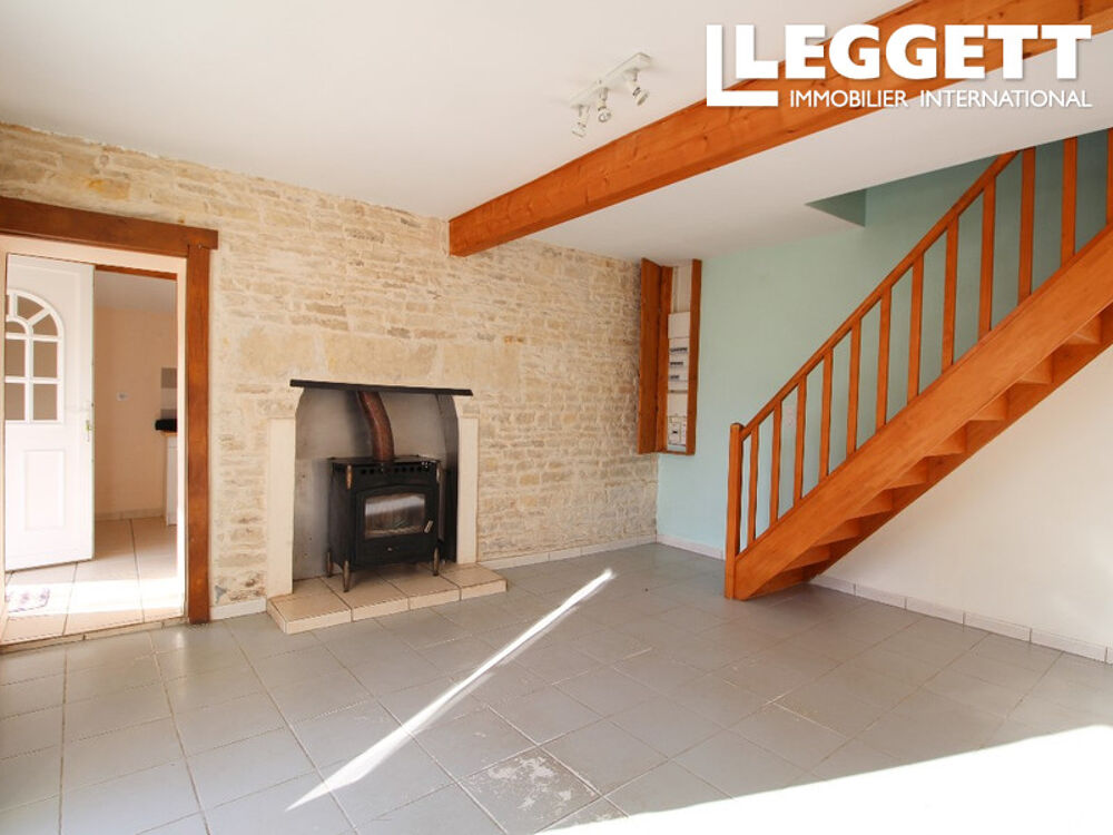 Vente Maison Charmante maison en pierre avec jardin au calme Villemain