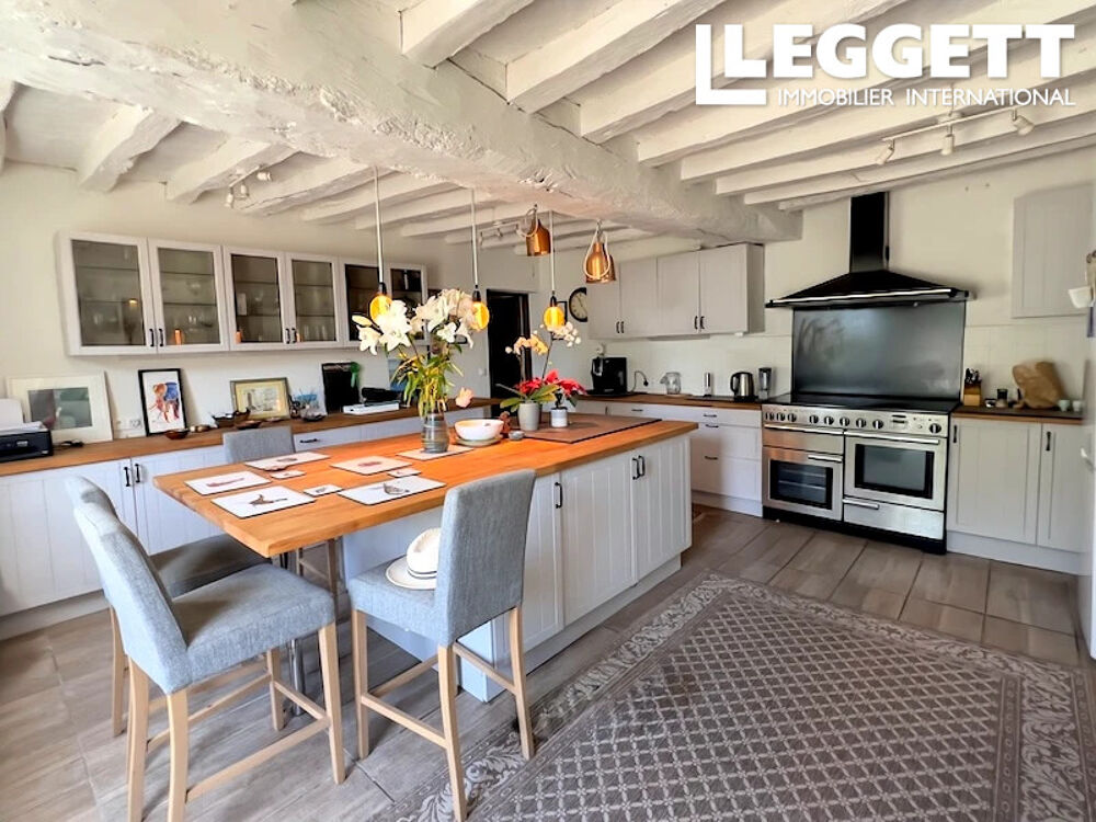 Propriété de Charme avec Maison Familiale, Chambres d'Hôtes et Piscine ? Vallée de la Loire