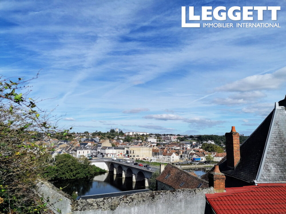 Vente Maison Maison de ville ancienne en pierre, deux chambres, située dans le veille quartier, avec terrasse vue Creuse Le blanc