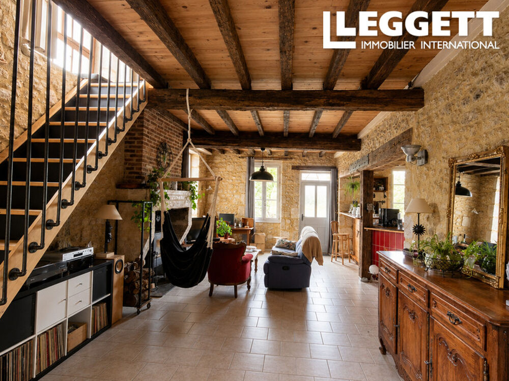 Vente Maison Charmante maison de campagne rénovée avec grange, verger et terrain de 3 500 m² près de La Jemaye, Dordogne La jemaye-ponteyraud