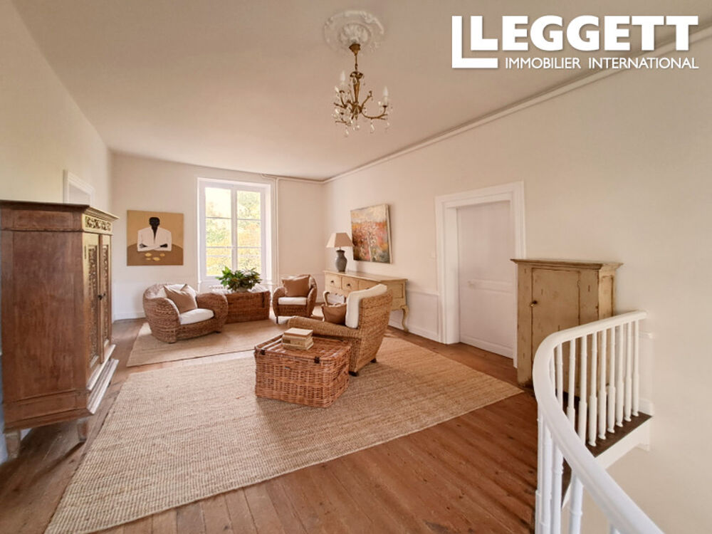 � vendre  Propri�t�/ch�teau Melle (79500)