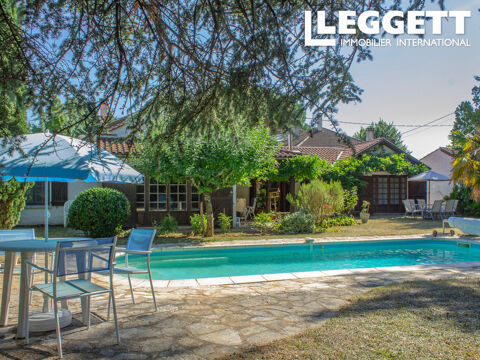   Plain-Pied, Piscine & Potentiel ? � Deux Pas de Prayssac ! Maison - 8 pi�ce(s) - 134 m�