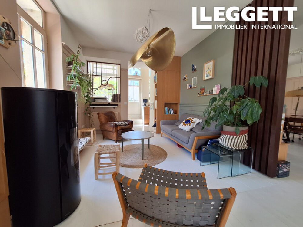 Vente Maison Maison en pierre atypique avec piscine ? Secteur Victor Hugo, Angoulême<br /> AngoulÊme