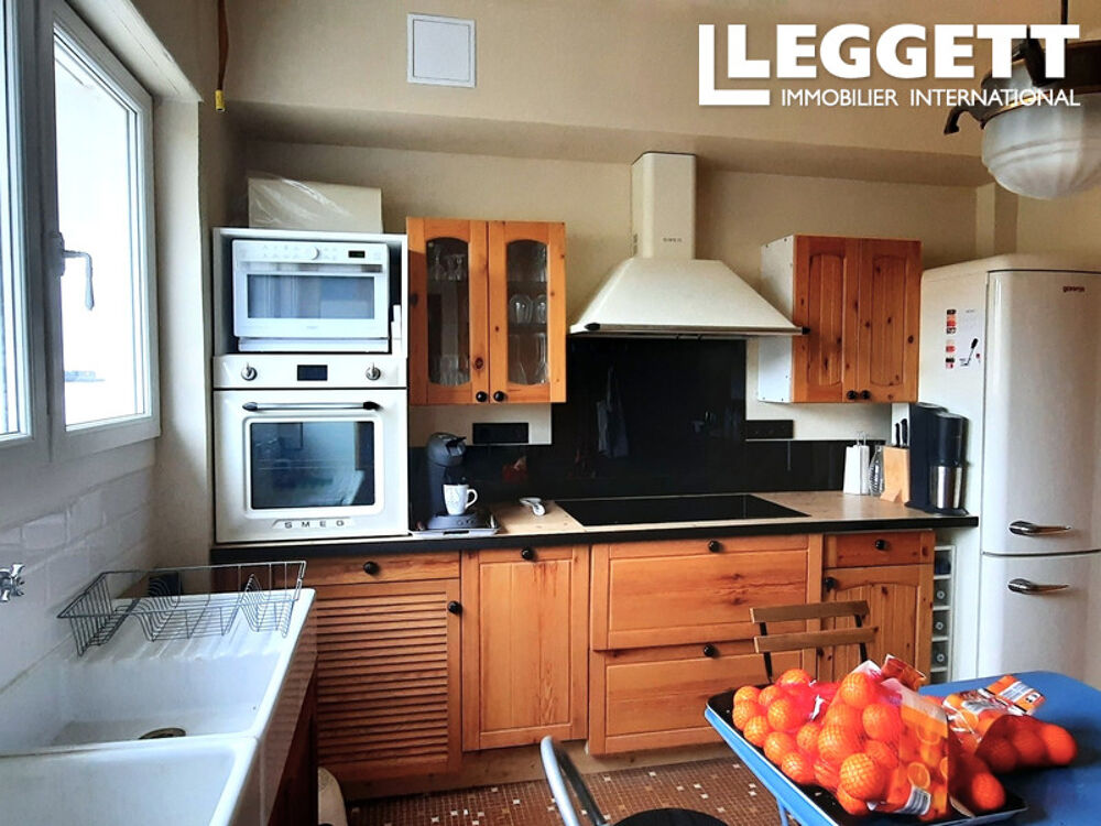 Vente Maison Villa d'époque T6 en pierre, indépendante, 2 sdb, avec jardin, parking privé et vue sur le village médiéval. Aigne