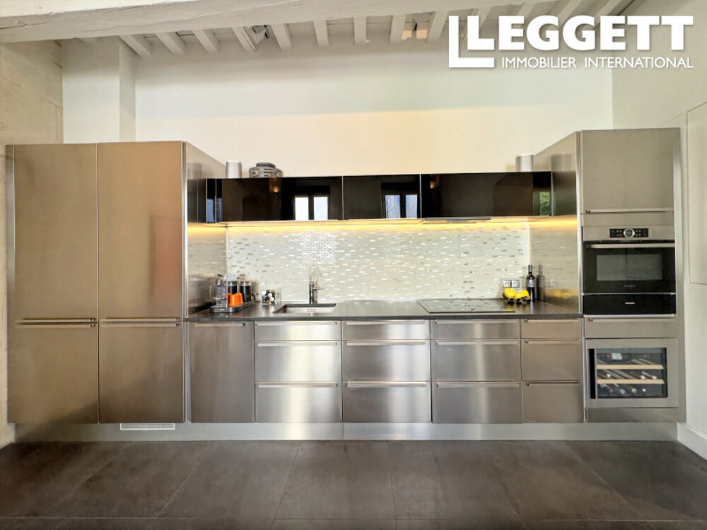 Vente Appartement Appartement élégant au c?ur de Saint-Rémy, dans un immeuble en pierre du XVIII? siècle Saint-rÉmy-de-provence