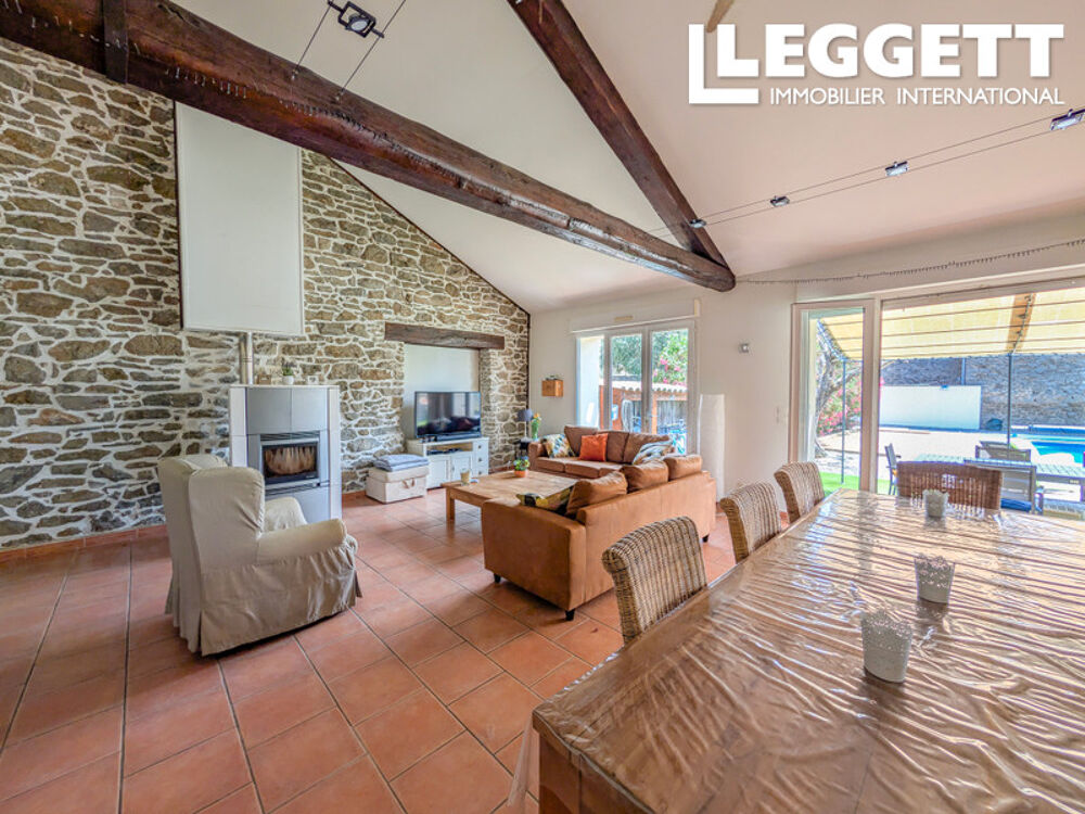 Vente Maison Maison de plain-pied en pierre avec piscine chauffée, jardin sans vis-à-vis et superbe vue Marseillette