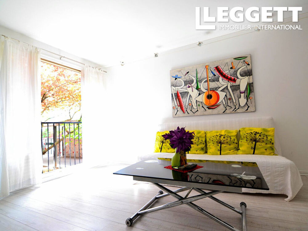 Vente Appartement Appartement 2 pièces - Place de la Réunion à Paris 20 - Au calme sur jardins Paris 20