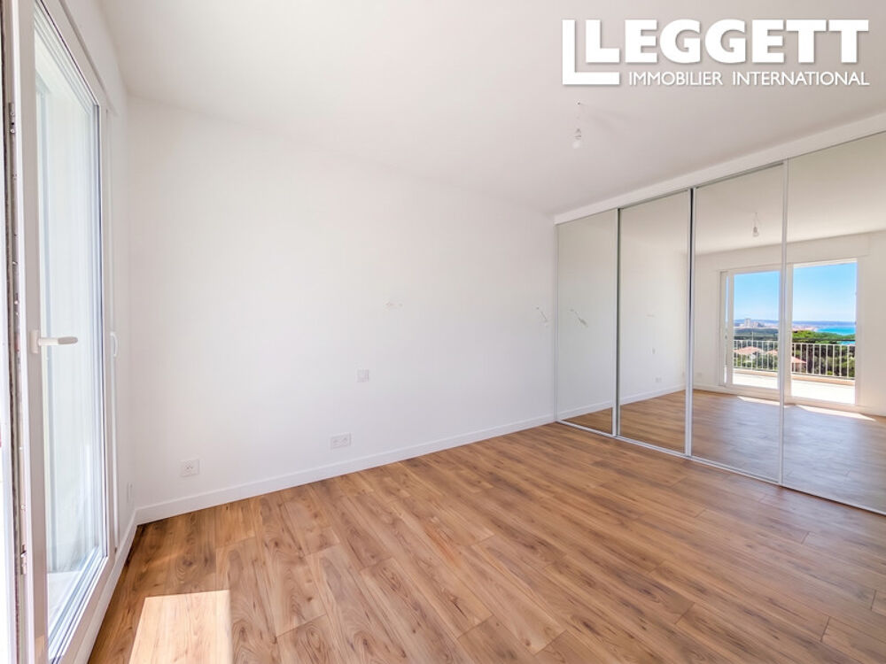 4P Penthouse Rénové avec Terrasse de 100 m² | Piscine & Vue Mer | Fac de Lettres - Bas Fabron | Double Garage