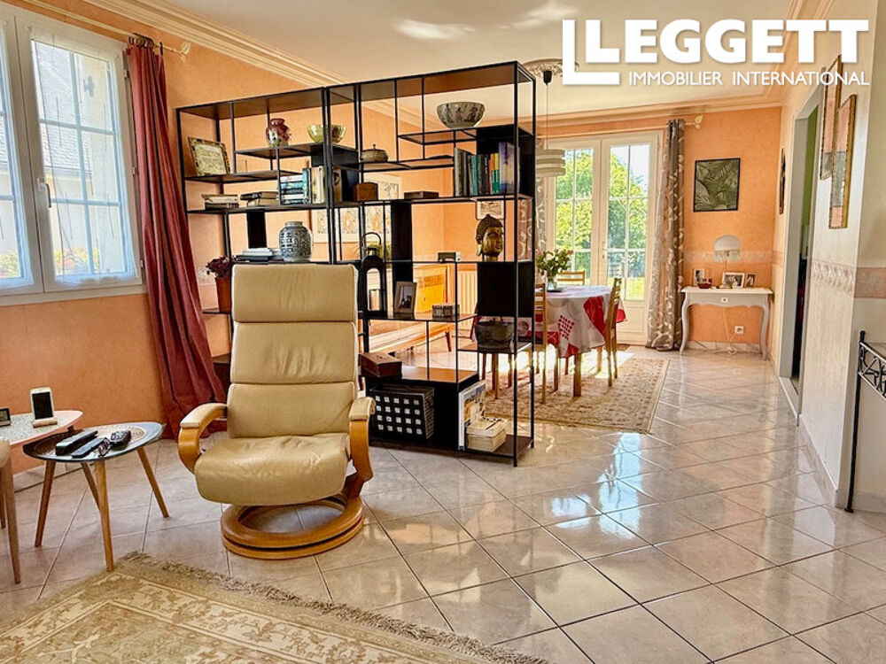 Bungalow 3 chambres avec garage et jardin, commerces à pied à Villaines-le-Juhel