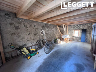  Remise / Grange � vendre 2 pi�ces 200 m� Sainte-reine