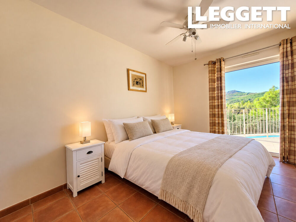 Vente Maison Villa 4 chambres avec piscine, vue panoramique et grand terrain dans domaine sécurisé près de la Méditerranée Durban-corbiÈres