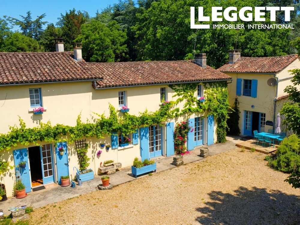 Vente Maison Charmante propriété indépendante de quatre chambres avec deux gîtes de deux chambres, dans un village. Agris