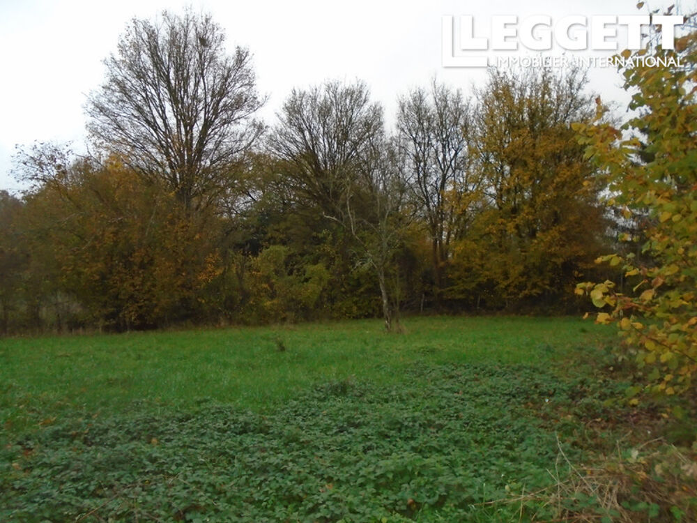 Vente Maison Potentiel pour finir de rénover ce joli cottage avec terrasses, granges et du terrain. Toiture nouvelle Payroux