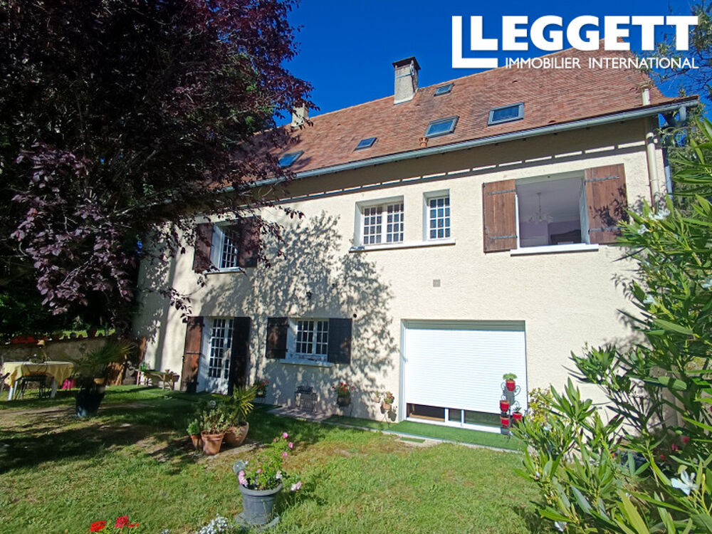 Maison Fort potentiel sur 3 niveaux avec grand jardin arboré
