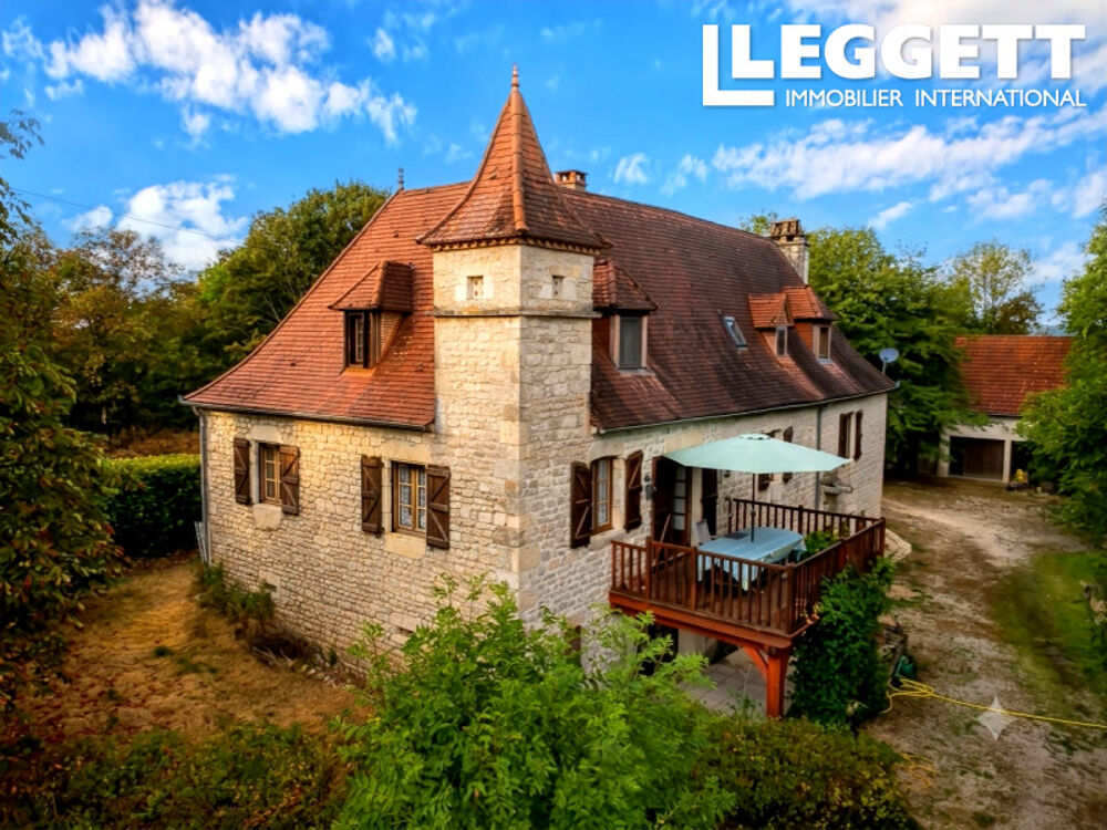 Maison 8 pièces 215 m² · à Montfaucon · 215 m² · 350 000 €