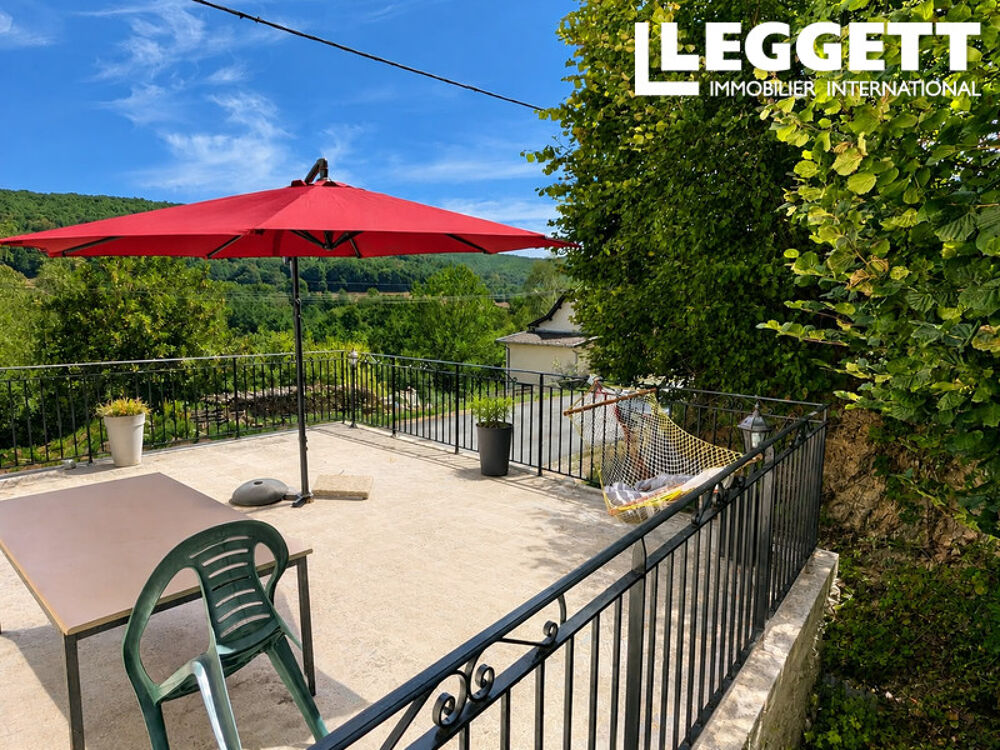 Vente Maison Maison de caractère avec 4 chambres, située à seulement 5 minutes de la jolie ville de Felletin Croze