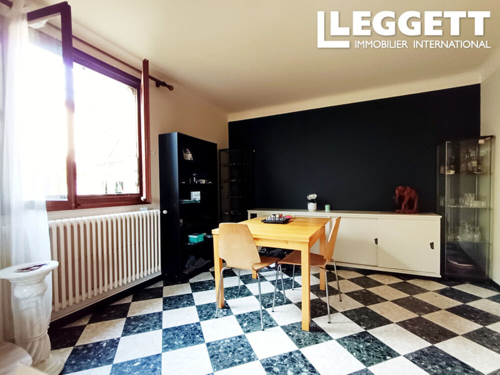 Avignon - 1ére ceinture - Appartement de 55m² avec cuisine, pièce à vivre, une chambre, sdb, jardin et garage.