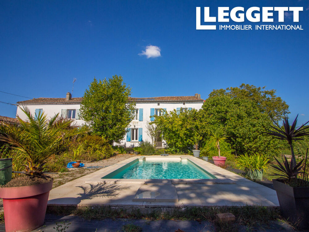 Vente Maison Belle propriété avec dépendances sur grand terrain avec piscine et box chevaux AngoulÊme