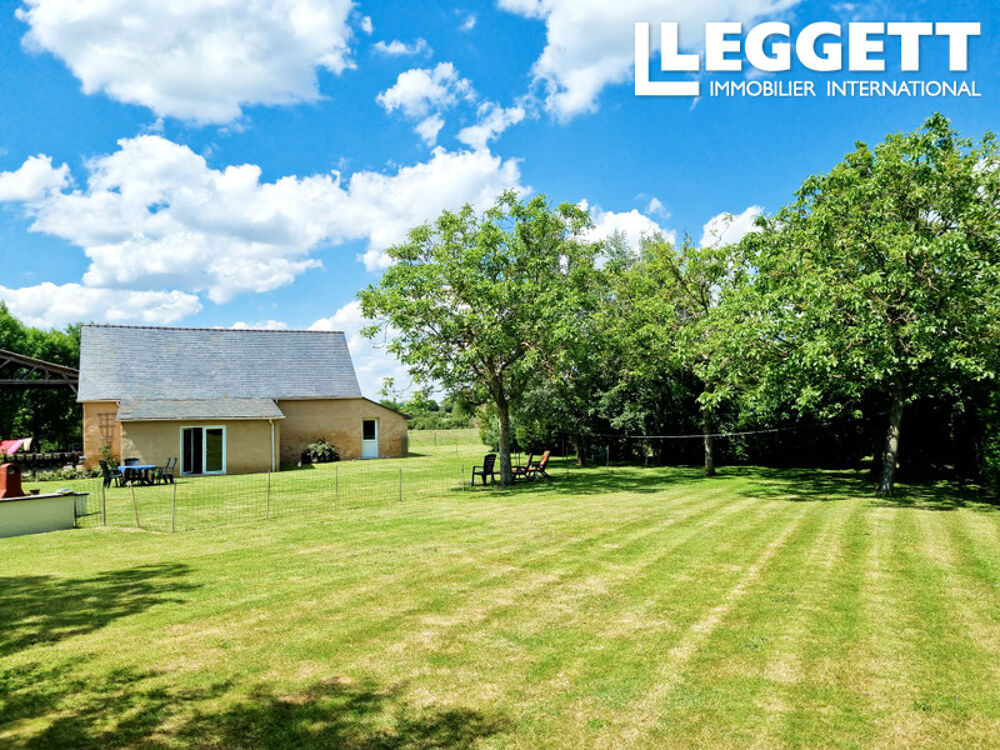Vente Maison Complexe de 3 gîtes avec logement séparé des propriétaires avec terrain pour chevaux proche de Château Gontier ChemazÉ